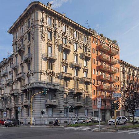 Luxury Apartment - Soperga 2 Milan Luaran gambar