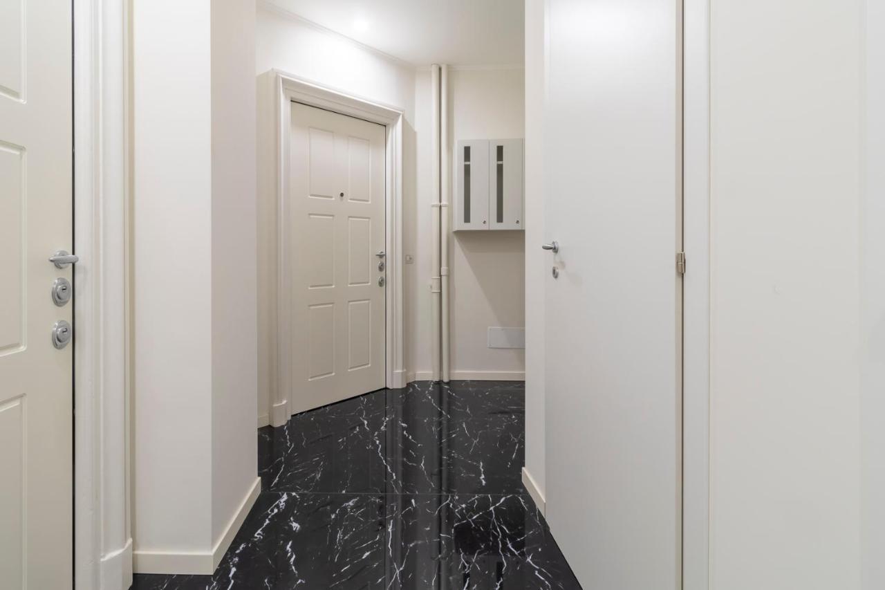 Luxury Apartment - Soperga 2 Milan Luaran gambar